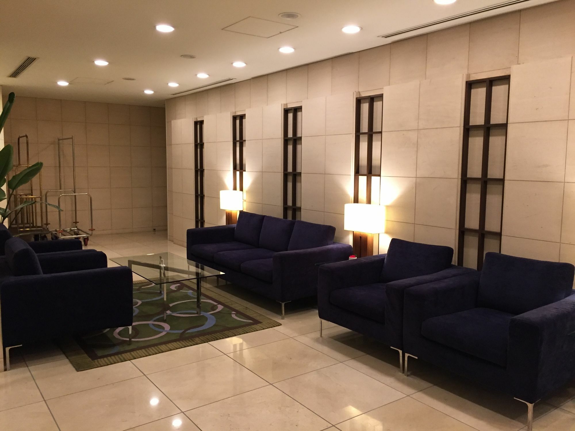 Oakwood Apartments Roppongi Central Tokyo Exterior photo